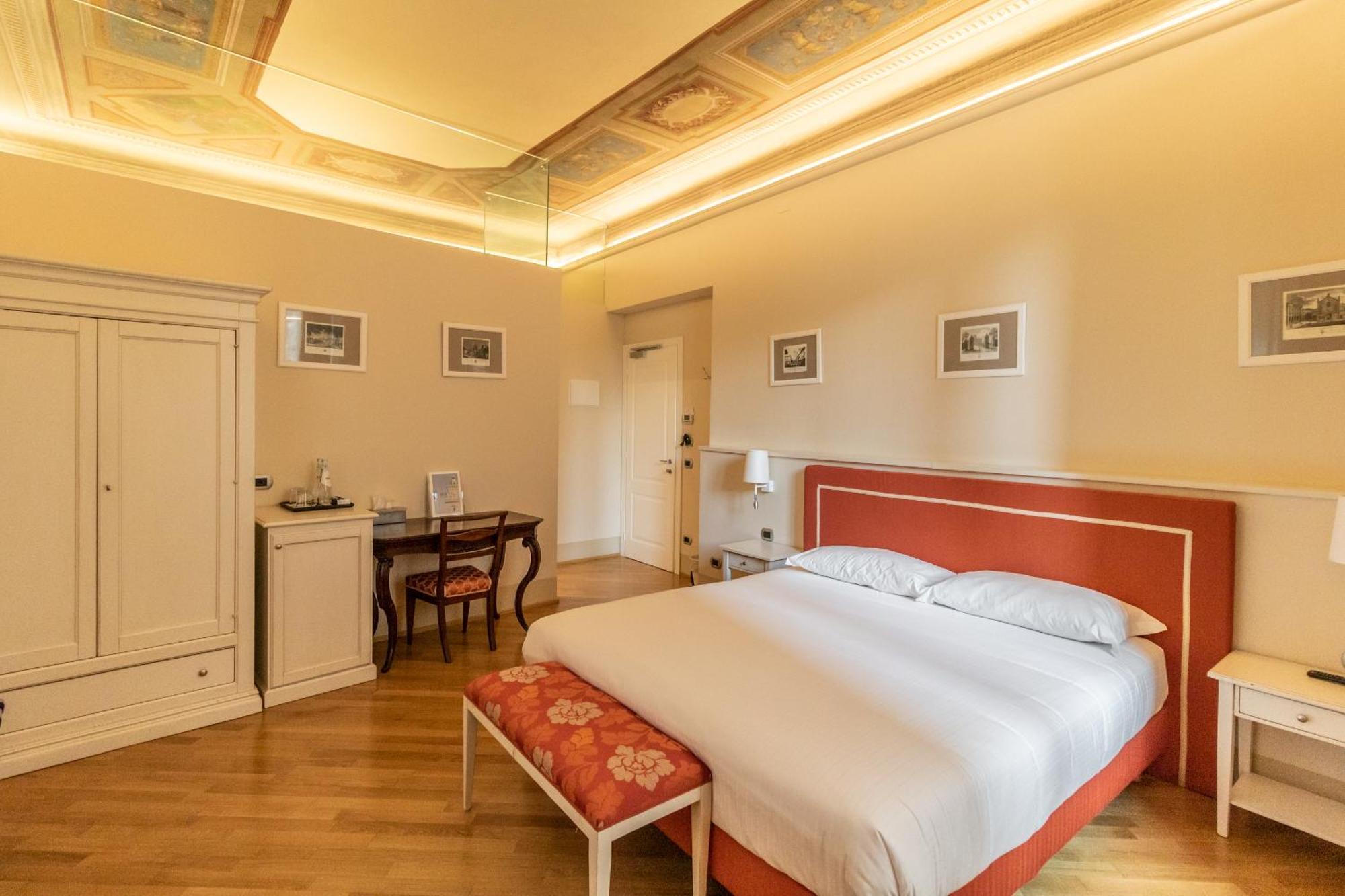 Casa Isolani Luxury Rooms Piazza Maggiore 1 Bologna Exterior foto