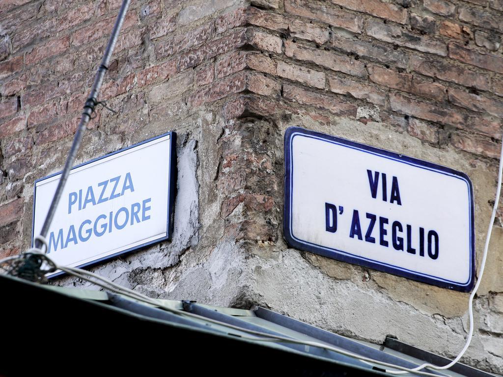 Casa Isolani Luxury Rooms Piazza Maggiore 1 Bologna Exterior foto