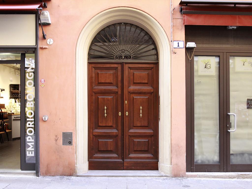 Casa Isolani Luxury Rooms Piazza Maggiore 1 Bologna Exterior foto