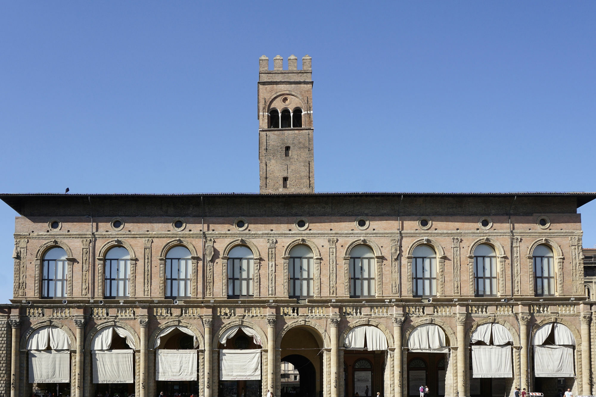 Casa Isolani Luxury Rooms Piazza Maggiore 1 Bologna Exterior foto